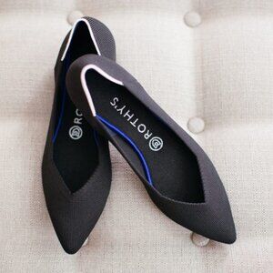 GUC Rothy's Point, Black, retired white halo, size 8 (fits street size 6.5-7)